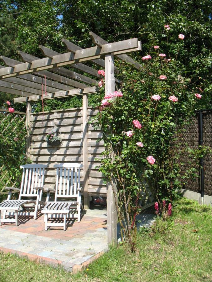 Bed and Breakfast B&Logies De Duinroos Koksijde Exterior foto